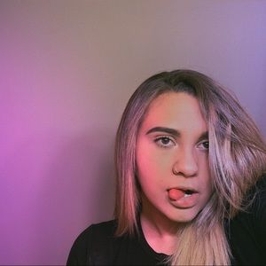 Meet your Posher, Alia